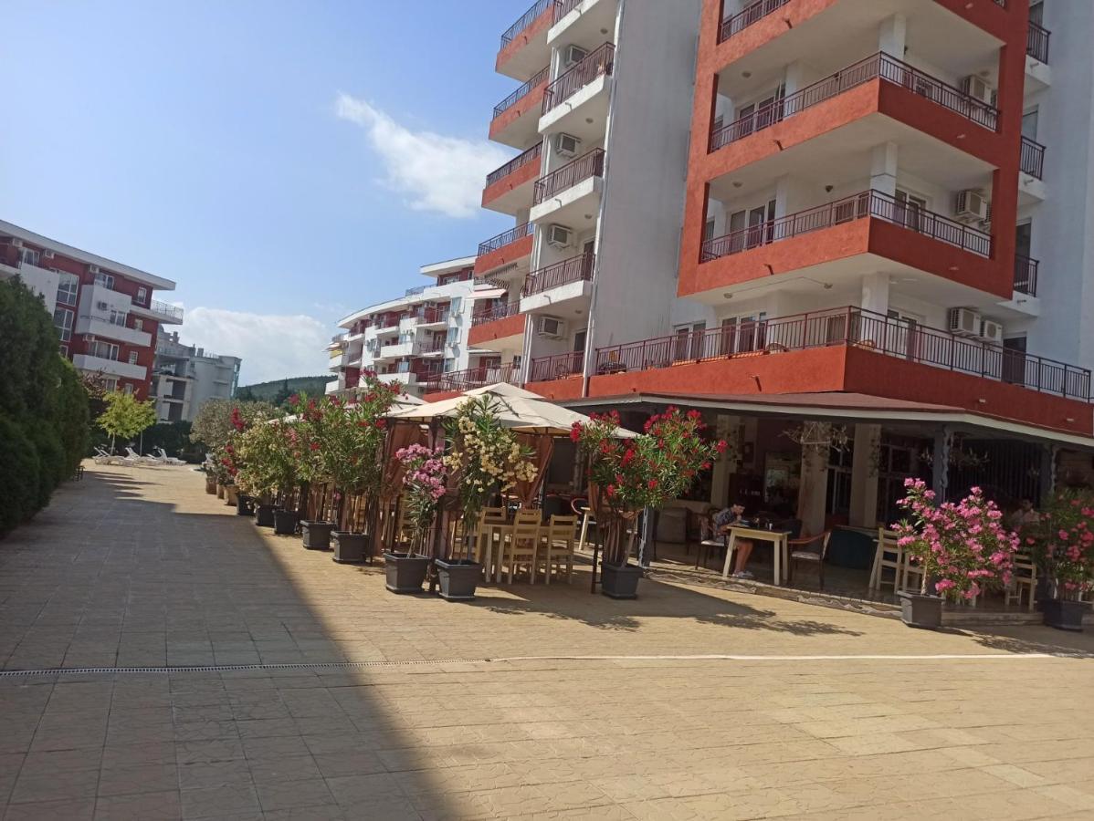 Частни Апартаменти За Гости - Панорама Бийч-Форд Нокс Sveti Vlas Exteriör bild